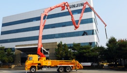 [특징주] 전진건설로봇, 트럼프-푸틴 종전 논의 소식에 10% 강세