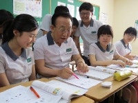 ‘중학생 깜짝 변신’ 도지사 “학창시절 꿈 맘껏 펼쳐라”