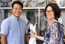 [전원 속 예술가들 .19] 조각가 고수영·허선희씨 부부