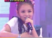 이하이 컴백 무대..."이제는 정말 가수 같다" 이구동성