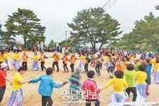 영덕 블루로드 달맞이 야간산행에서 ‘빛의 천국’을 보다