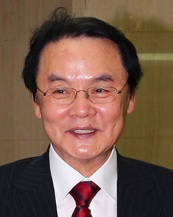 친박계 홍사덕 전 의원, 민화협 새 의장에 선임
