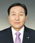 김용창 구미상공회의소 회장, 적십자 무료급식행사서 봉사