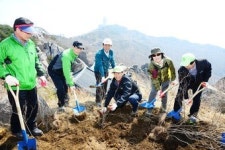 대구 달성군 비슬산서 참꽃나무 1천그루 심기 행사