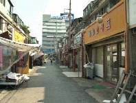 서부시장, 프랜차이즈 거리로 바뀐다