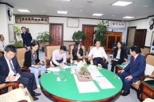 中 대표언론사 기자단 “경북 특별취재 왔어요”