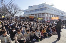 삼성에 사과 1천개 주며 “진정한 사과하라”