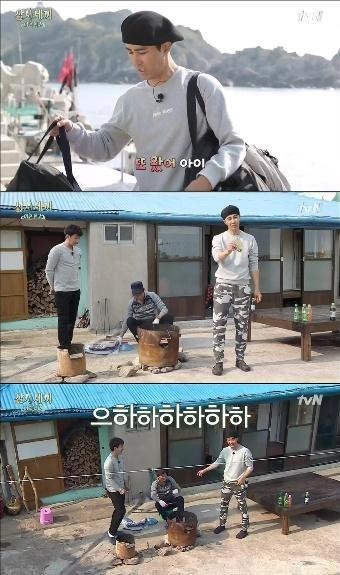 '삼시세끼' 만재도를 런웨이로 만든 '차줌마' 차승원, 카모플라주 패션 '눈길'