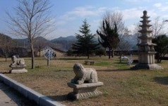 [류혜숙의 여행스케치] 경남 함안 대산리 석불