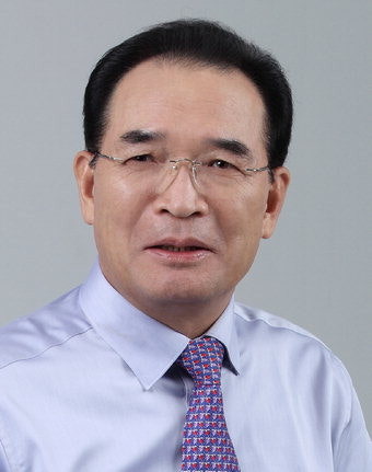 [4·13 필드 속으로] 배영식 “선의의 경쟁 하던 예비후보 공약 수용”