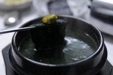 안 먹어본 사람은 있어도 한 번만 먹은 사람은 없다