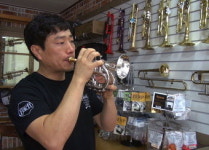 [직업의 세계] 금관악기 수리사