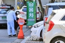 힘든 이를 더 힘들게 하는 사람들