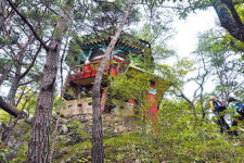 [김찬일의 방방곡곡/길을 걷다] 전북 장수 덕산계곡