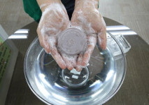 경주서 채굴한 벤토나이트로 만든 친환경 화장품 호평