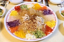 [상주의 맛집] 사리원 식당...시원한 육수와 닭고기,·색색 고명으로 만드는 초계탕 등 일미