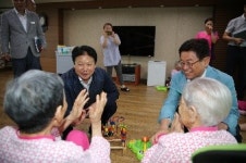 특종제지구내식당 | 이철우 도지사, 성주군 방문해 기업현장·복지시설 위문