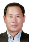 구미시 최고기업인 김준섭.황인섭씨,  최고근로자 정다운.박구남씨 선정