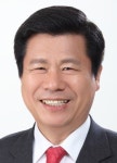 류규하 중구청장, 독립유공자 명패 달아드리기 행사 참여