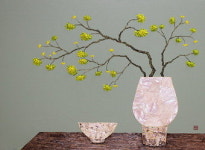 아름다움보다 ‘여백의 美’…20년 넘게 그린 꽃의 변화