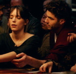 [개봉작] 트리트 미 라이크 파이어