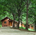 [경북 가볼만한 곳] 군위, 동산계곡 20여개 폭포 이어진 멱바우