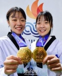 성주 태권도자매 ‘동반 金’…“서로 격려하며 슬럼프 극복”