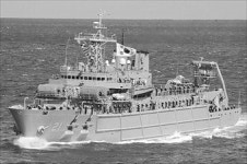 청해진함 또 입항 독도 헬기 실종자 수색 차질