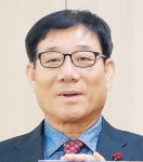 이성로 수성인재육성장학재단 이사장 장학금 1천만원 기탁…누적 4500만원