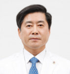 이성구 대구시의사협회장, 5월5일 프로야구 대구 개막전 시구