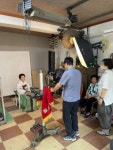 [동네뉴스]장수사진 촬영과 돋보기 지원 사업 펼치는 청도 동청도농협 농업인 행복버스 출발