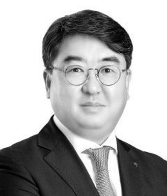 [시시각각(時時刻刻)] 시스템 公薦(공천) vs 私薦(사천), 국민의 선택은?