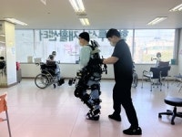 [백세청춘] 양지기쁨병원, 24시간 돌봄 간호간병서비스   재활로봇장비 선진의료 ‘주목’