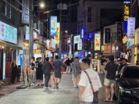 [Y르포]핫플 되찾은 ‘두류 젊코’…유동 인구 1년새 34% 늘었다