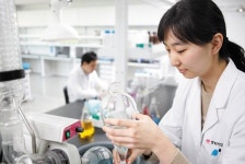 一業百年 기업 동화약품