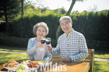 (주)맘푸드 실버빌요양원 | 맛있게, 잘 씹히게… 100세 시대 이끄는 ‘실버푸드’