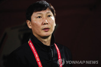‘김상식 매직’ 베트남 열광… 동남아 축구대회 우승