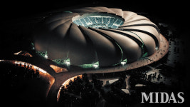 사막 위에 세운 축구장