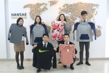 한산피앤지(주) | [신년특집] 한산도 역사탐방·돼지농장 체험… 대기업 ‘뺨치는’ 중견기업 이색 신입연수
