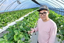 [청년농부의 ‘YOUNG농 이야기’] 임용휘 맛다냐 농장·WITH US 대표 “연 매출 3억원… ‘농업’은 또 하나의 취업 분야”