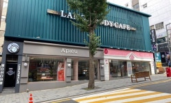 ‘코로나19 보릿고개’ 겪는 이대 상권들···이대로라면 차라리 장사 안하는 게 나을 듯