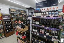 추석 연휴 때 편의점서 전통주와 양주 많이 팔렸다
