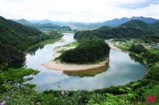 [Photo Break] 한반도 품은 평창강의 여름