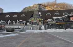 [오늘의 시] 미시령 이상국 서울 같은 건 거저 준대도 못 산다며