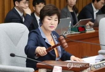 '국회의원 선플 대상’·‘국감 우수의원’ 전혜숙···‘광진구 행복배달부’ 북콘서트 6일 르블랑