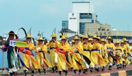 제1회 경남전통예술축제 성황