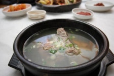 맑은 국물에 깃든 깊은 맛 이 맛이 갈비다