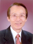 올해 경남수필문학상 하길남 수필가 수상