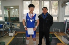 통영 산양중 서인수 경남연맹회장배 역도 금메달