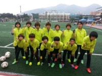 남강초교 여자축구 창단 2년만에 금메달